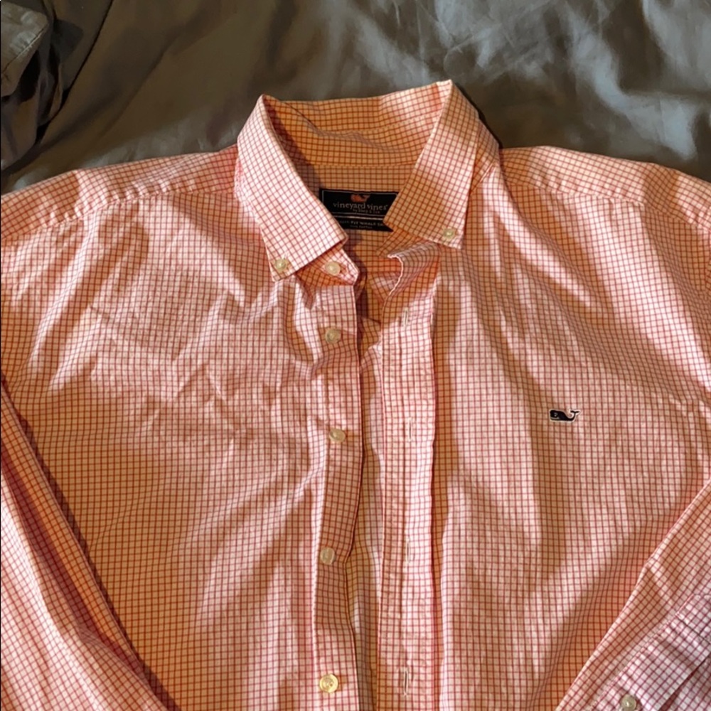 Vineyard vine sport shirt